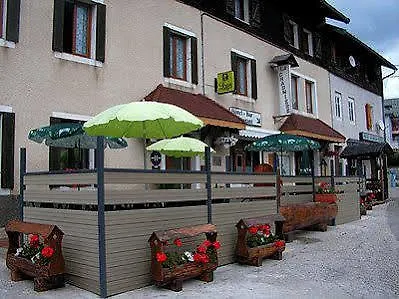 Hotel La Chaumiere 4*
