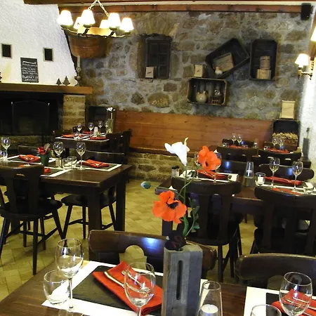La Chaumiere Hotel 4*