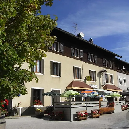 La Chaumiere 4*
