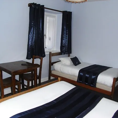La Chaumiere Hotel 4*